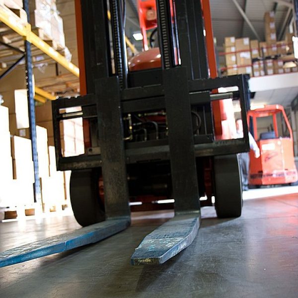 forklift-g01002fe15_640